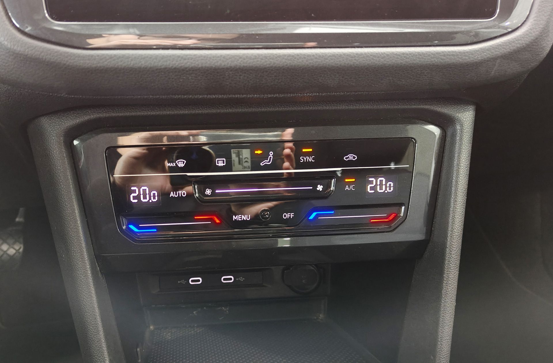 Volkswagen Tiguan 2.0 TDI - foto 33