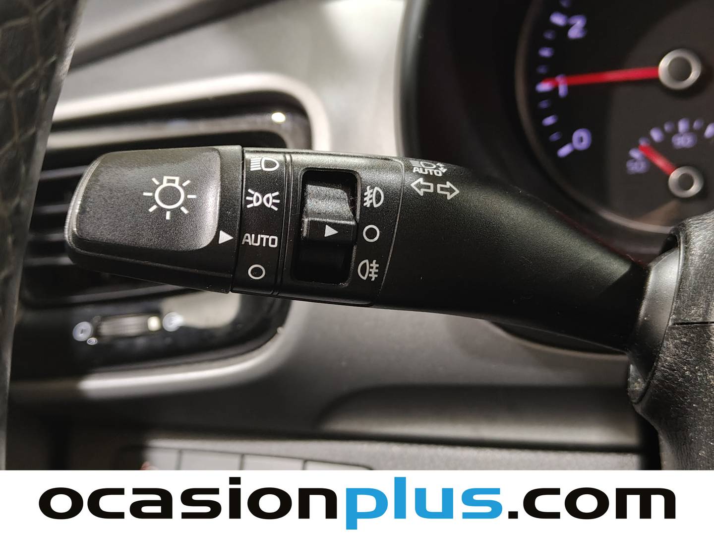 Foto KIA Stonic Kia Stonic 1.0 T-GDi MHEV Drive iMT (100 CV)