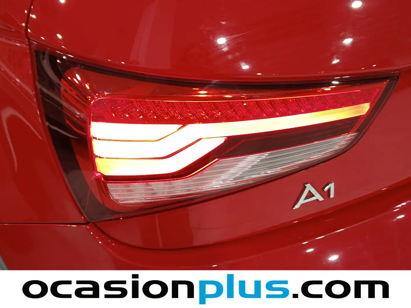 Foto Audi A1 Audi A1 Sportback Active Kit 1.6 TDI (116 CV)