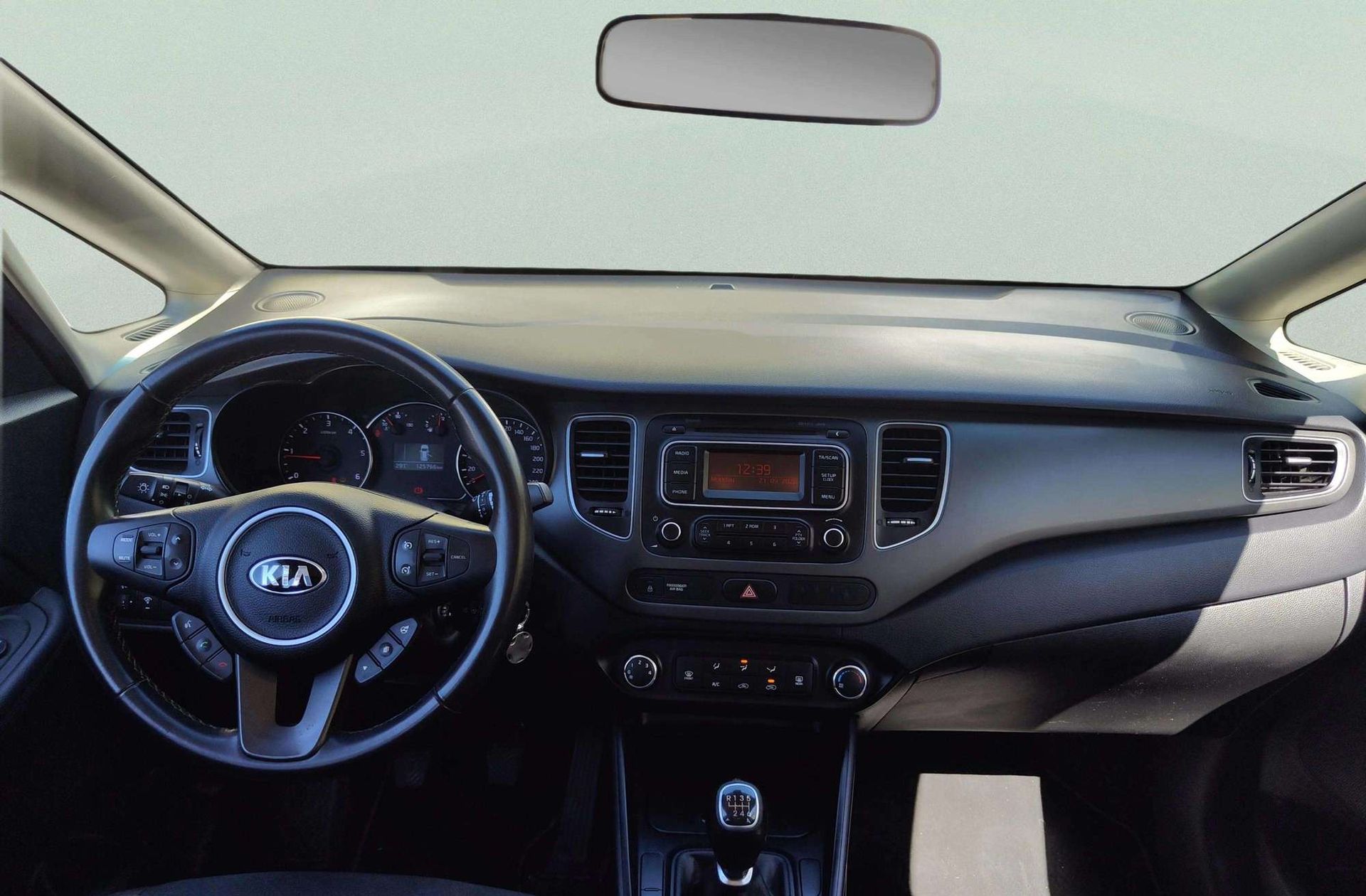 Kia Carens 1.7 CRDi VGT Eco-Dynamics Basic - foto 6