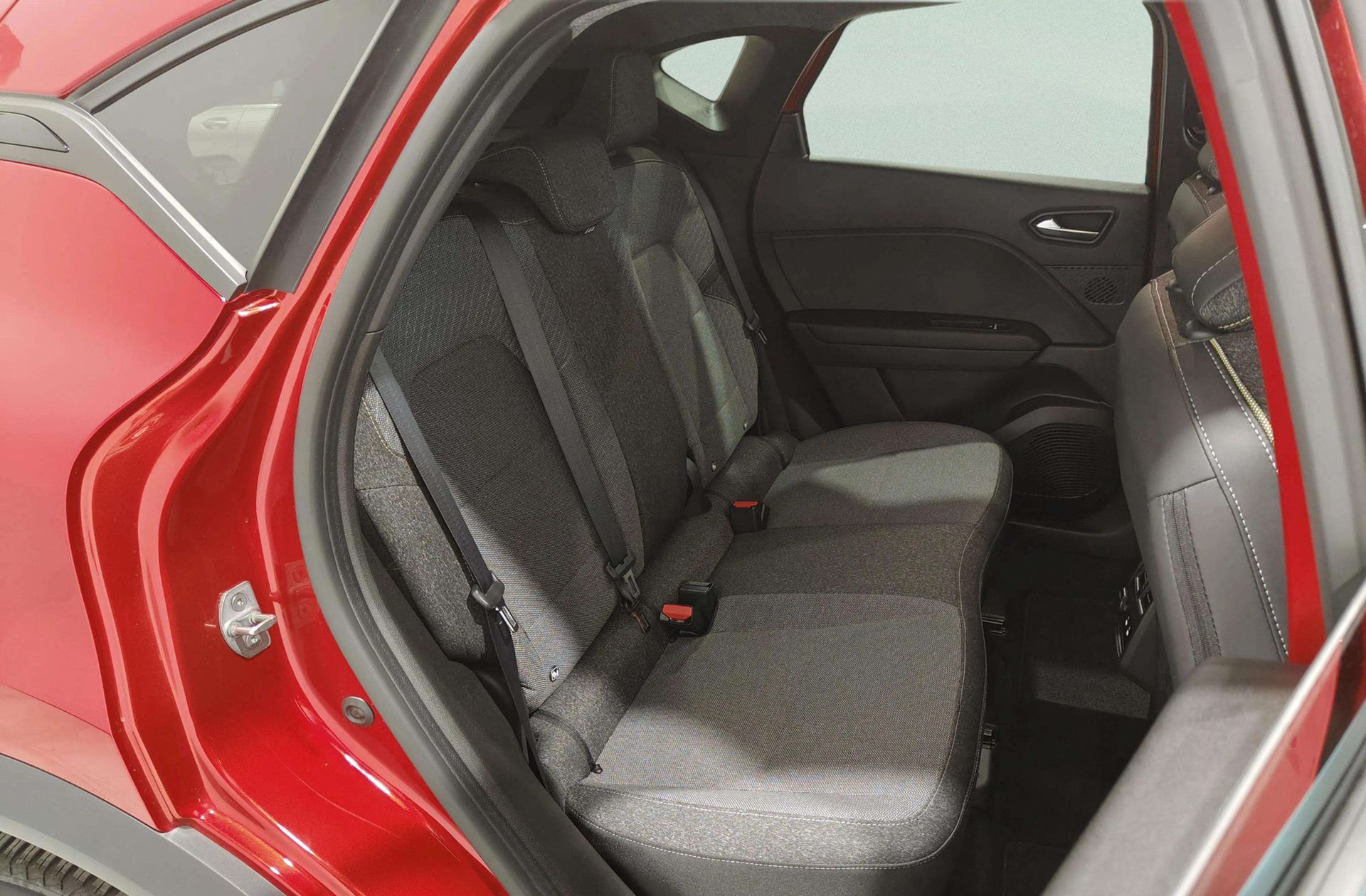 Renault Captur Techno E-Tech full hybrid - foto 21