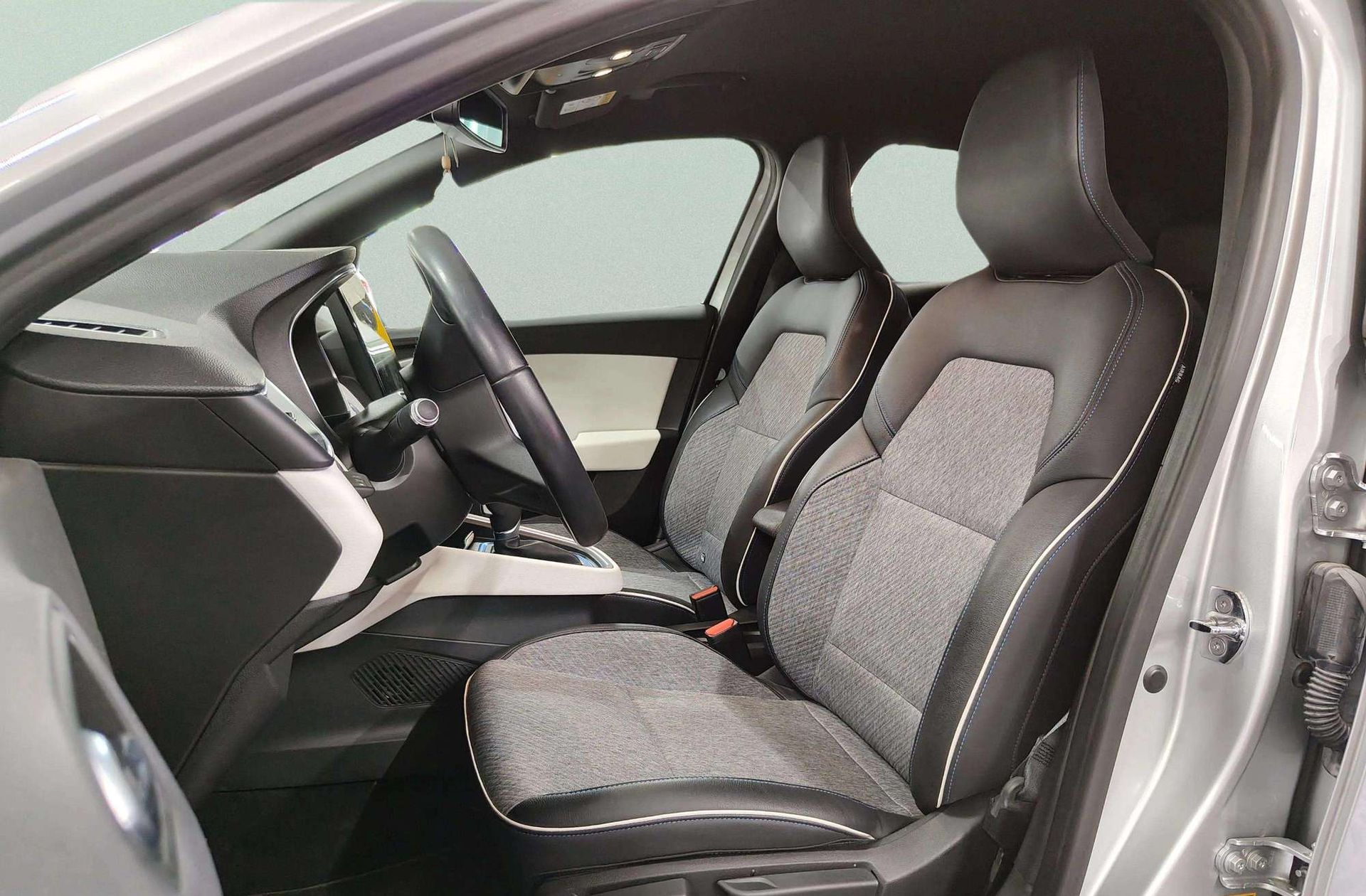Renault Clio SL Edition E-Tech Híbrido - foto 12