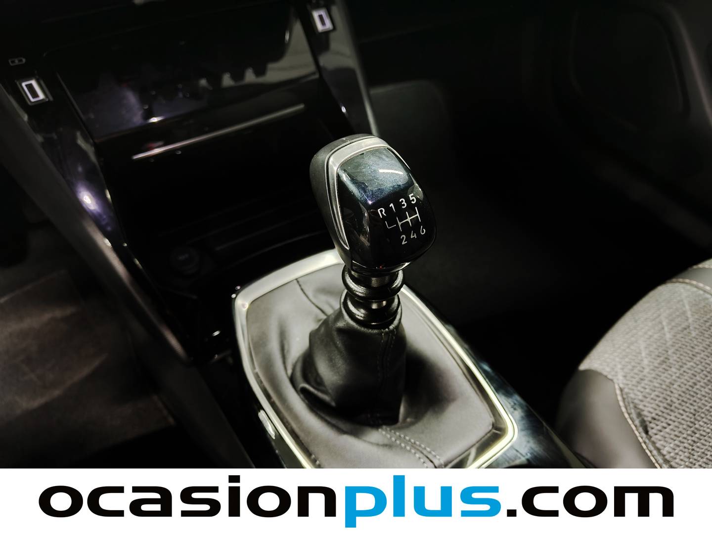 Foto Peugeot 2008 Peugeot 2008 PureTech 100 S&S Allure (100 CV)