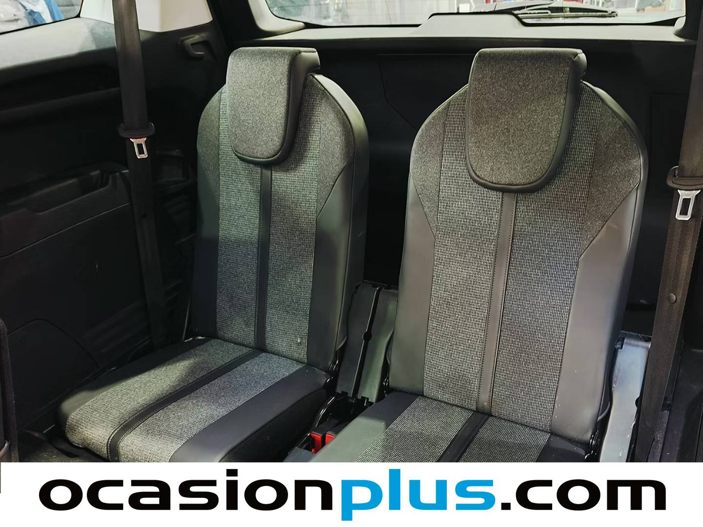Foto asientos delanteros Peugeot 5008 Peugeot 5008 BlueHDi 130 S&S Allure EAT8 (130 CV) 7 Plazas