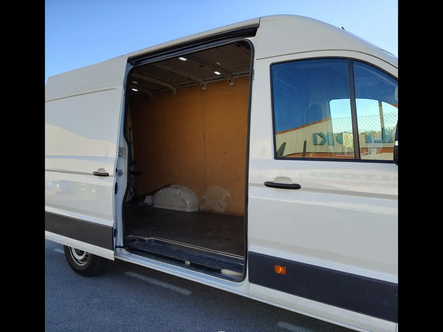 Foto Volkswagen Crafter Volkswagen Crafter Furgon Furgon Batalla Media TN 2.0 TDI (140 CV) 3.500