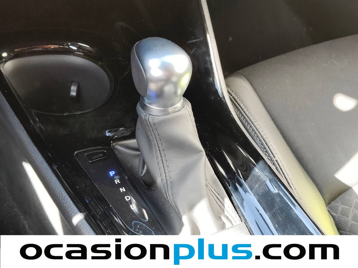 Toyota C-HR Toyota C-HR 1.8 125H Advance (122 CV) de segunda mano