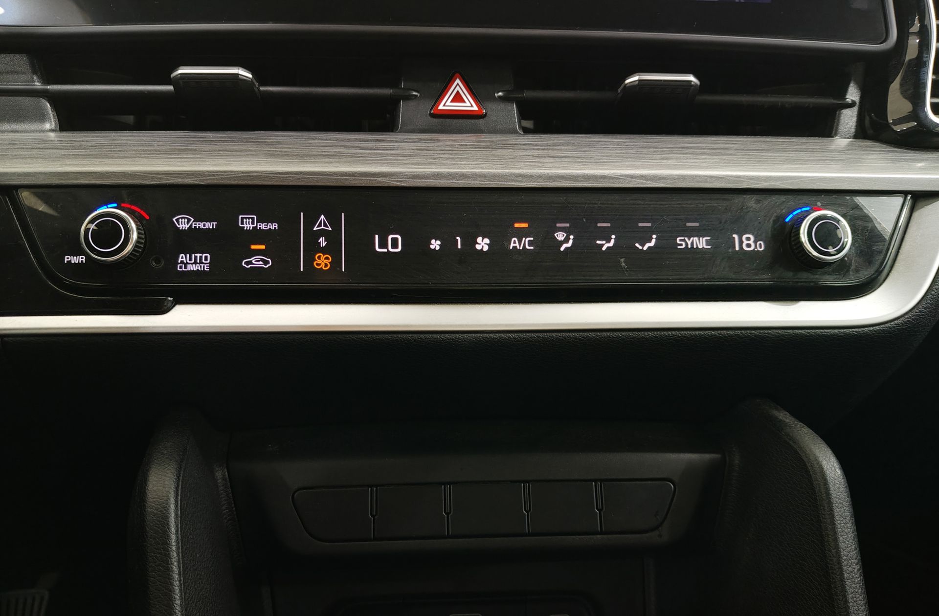 Kia Sportage 1.6 T-GDi MHEV Drive 4x2 - foto 34