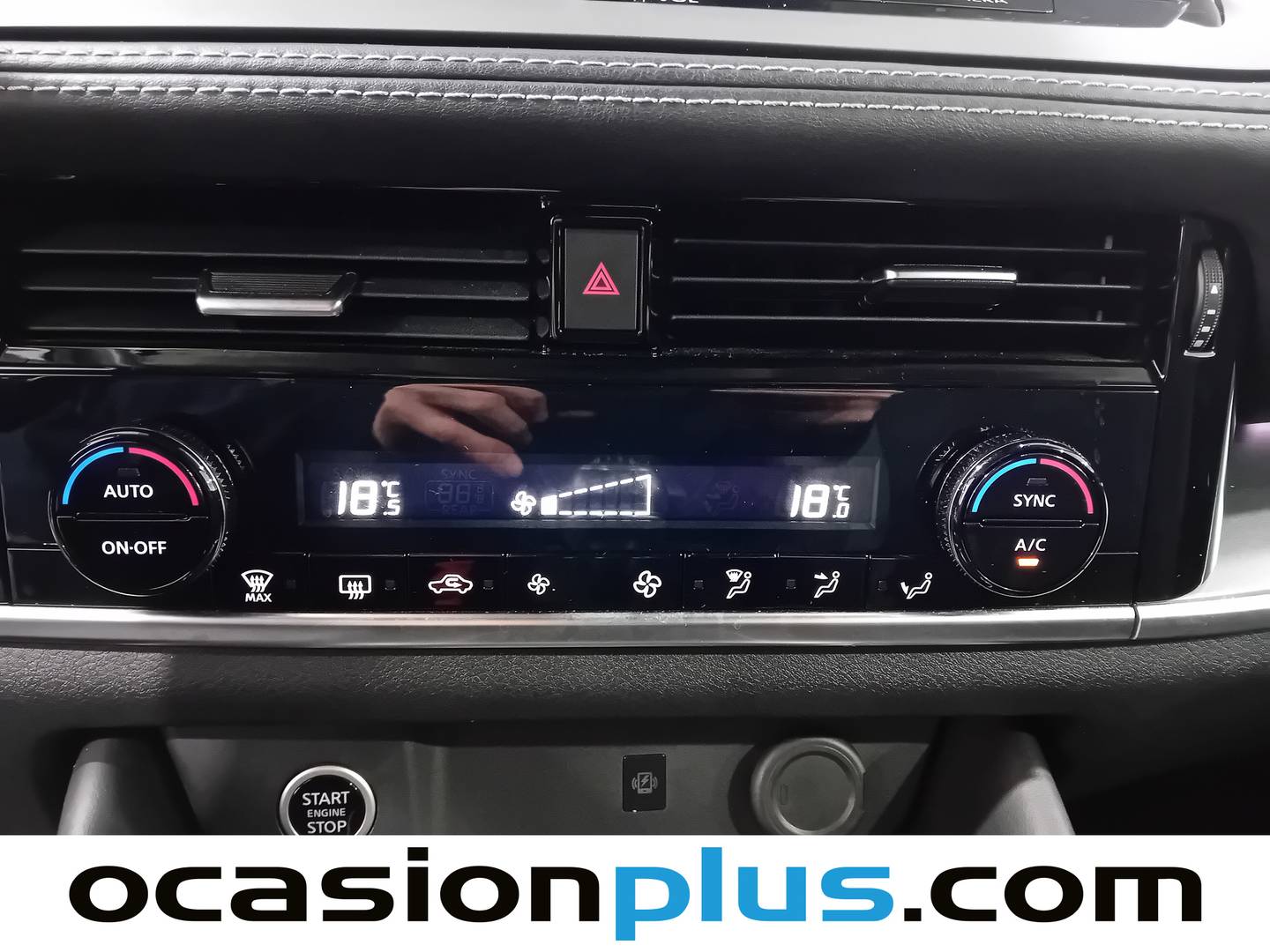 Foto Nissan QASHQAI Nissan Qashqai DIG-T 140 N-Connecta (140 CV)