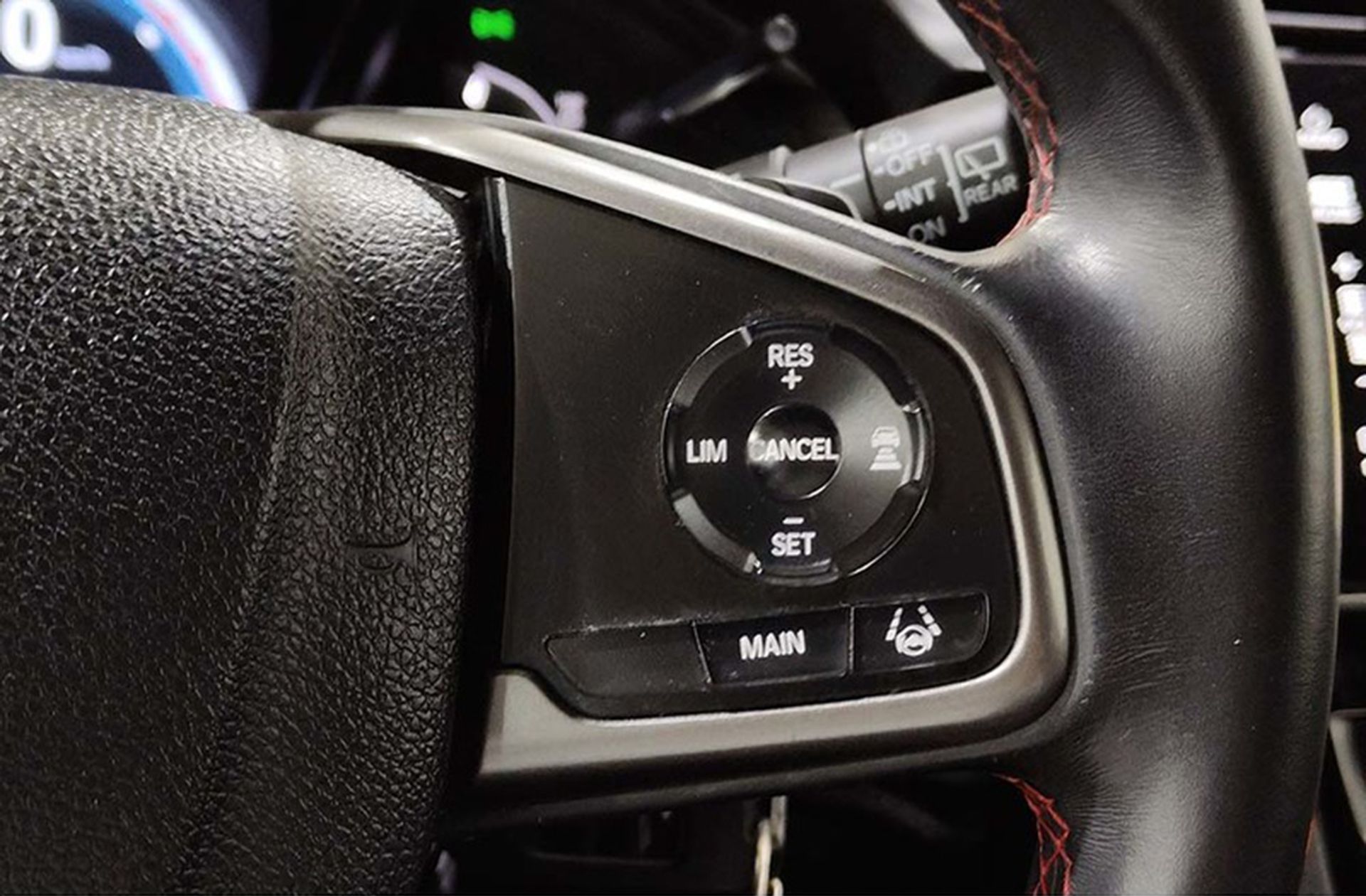 Honda Civic 1.0 I-VTEC Turbo Dynamic Nav CVT - foto 26