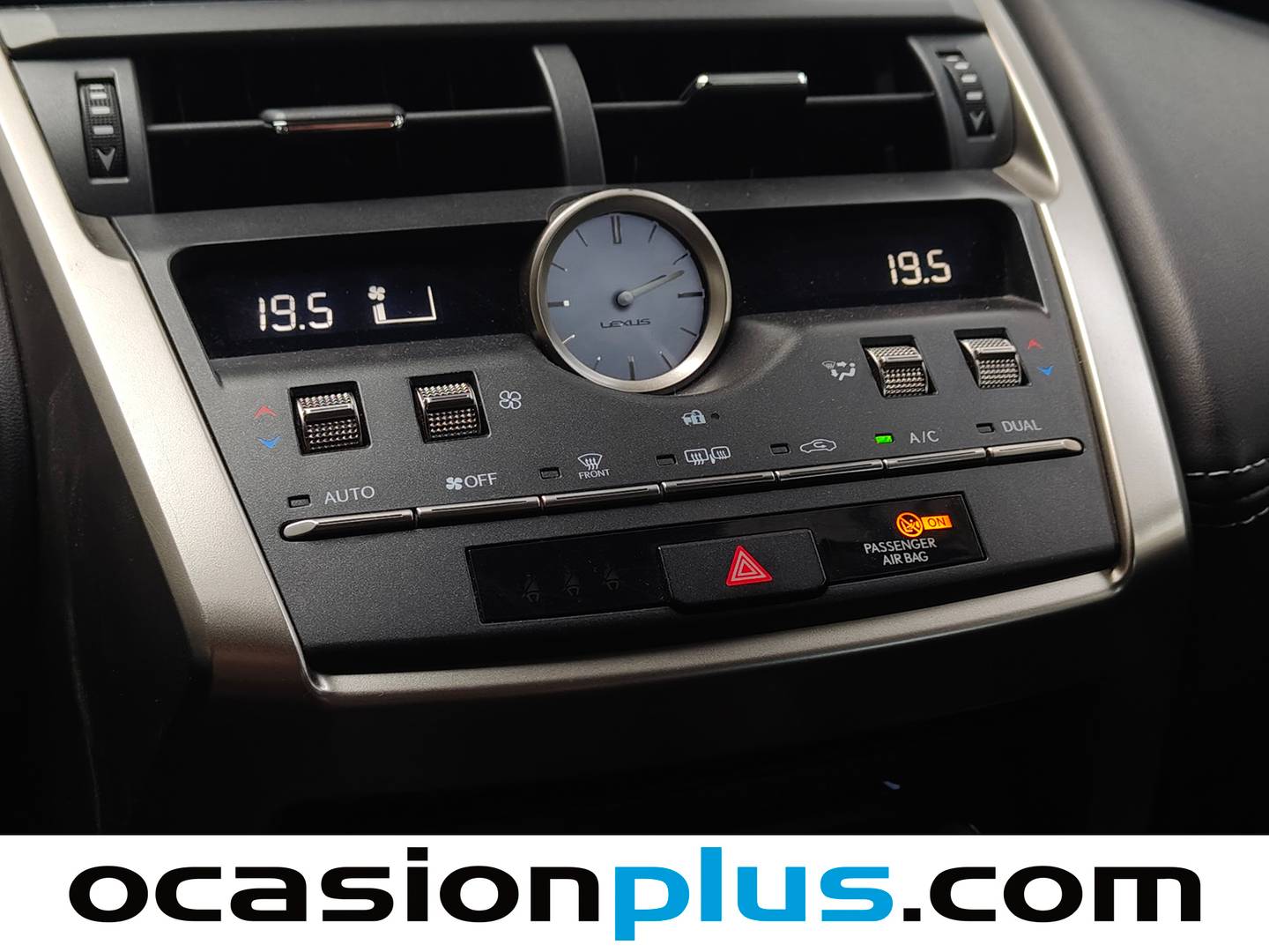 Lexus NX Lexus NX 300h Business Navigation 2WD (197 CV) 197cv