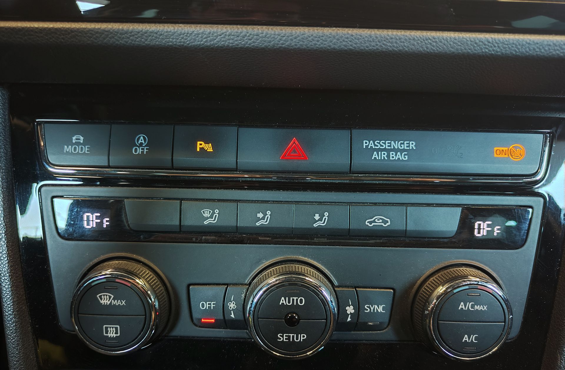 SEAT León 1.4 TSI FR Plus - foto 32