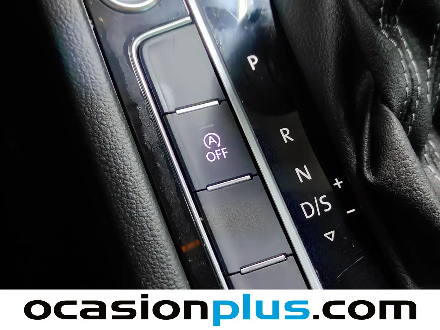 Foto Volkswagen Passat Volkswagen Passat R-Line 2.0 TDI (150 CV) DSG