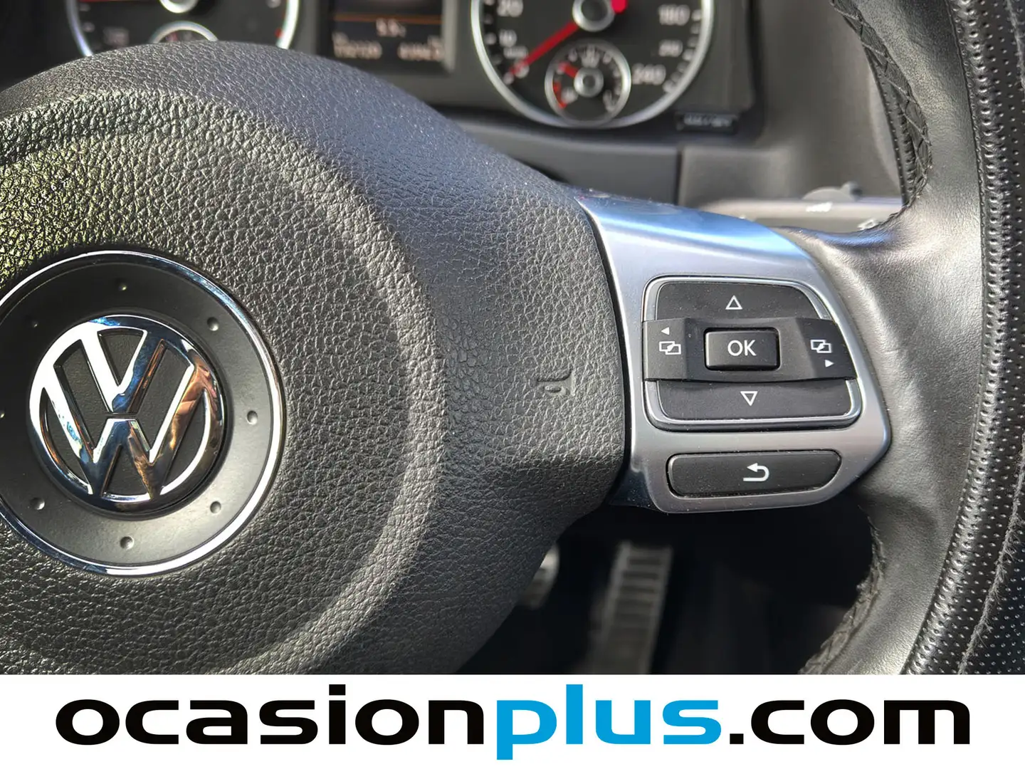 Foto Volkswagen Tiguan Volkswagen Tiguan R-Line 2.0 TDI BMT 4x2 (150 CV)