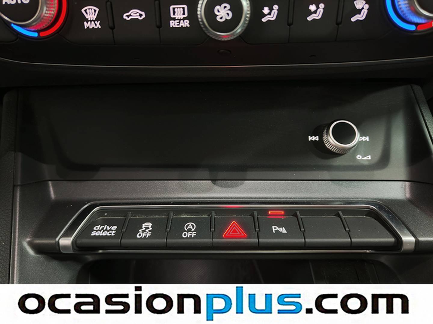 Foto Audi Q3 Audi Q3 Black line 35 TDI  Pack S-line (150 CV) S tronic