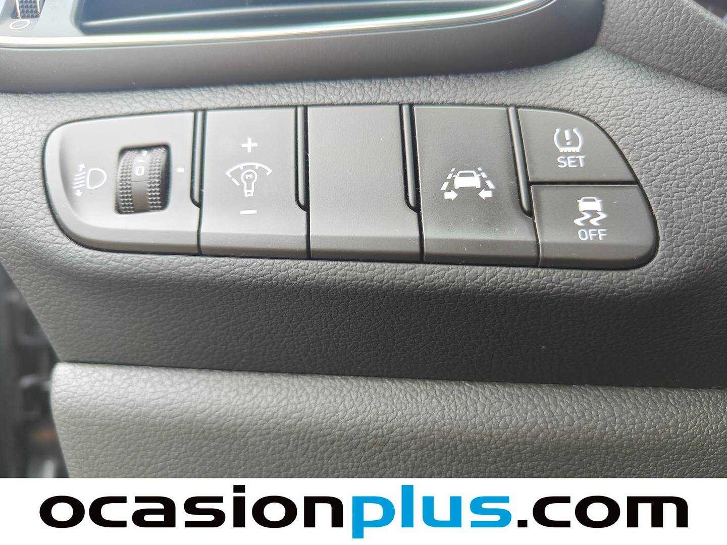 Equipamiento del Hyundai i30 Hyundai i30 CW 1.6 CRDI Klass (116 CV)