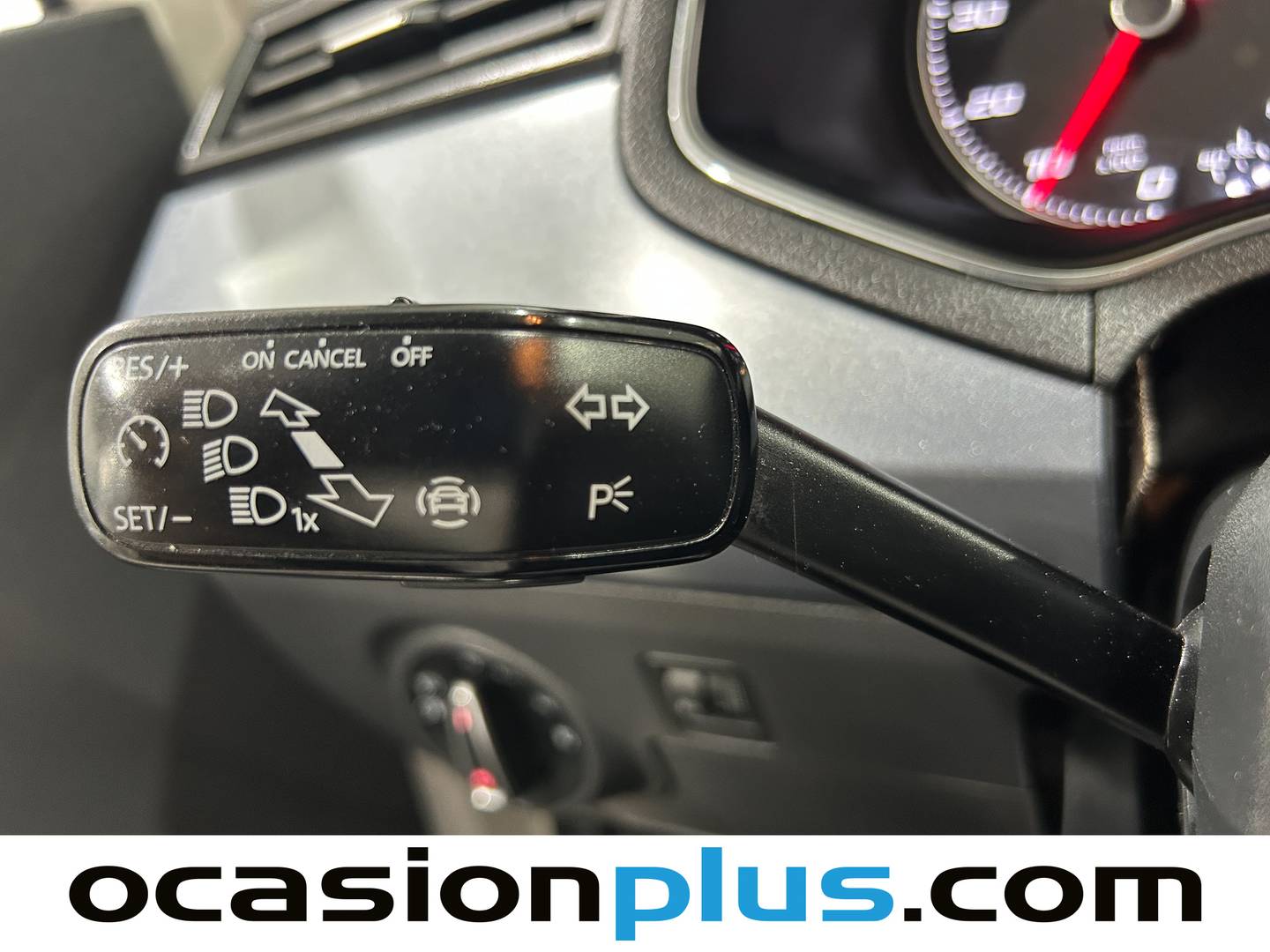 Equipamiento del Seat Arona Seat Arona 1.0 TSI Ecomotive S&S Style (115 CV)