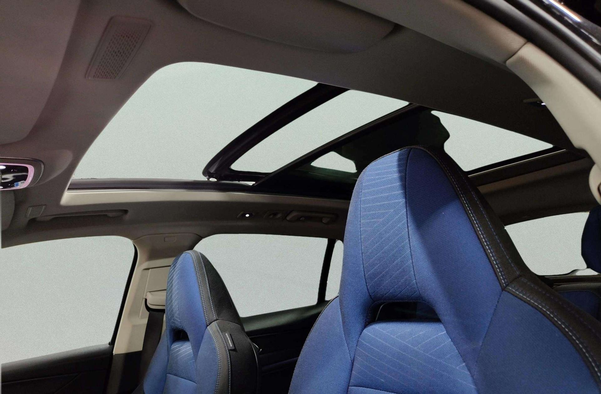 Lynk & Co 01 1.5 PHEV - foto 6