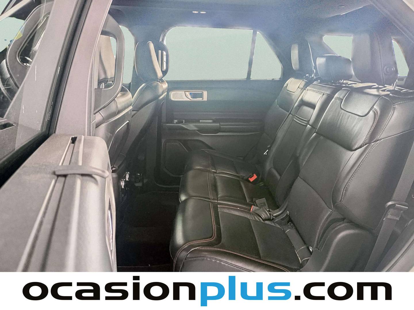 Foto asientos traseros Ford Explorer Ford Explorer 3.0 PHEV ST Line AWD (450 CV) 7 Plazas