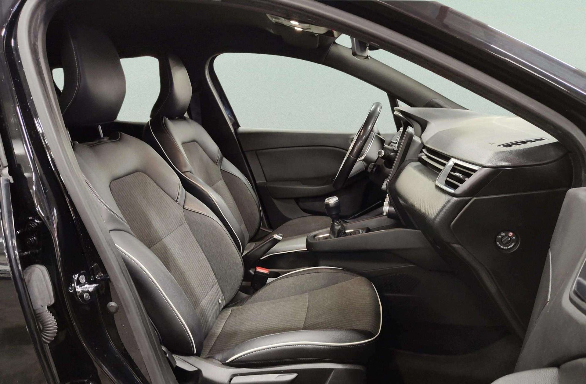 Renault Clio Zen TCe GPF - foto 21