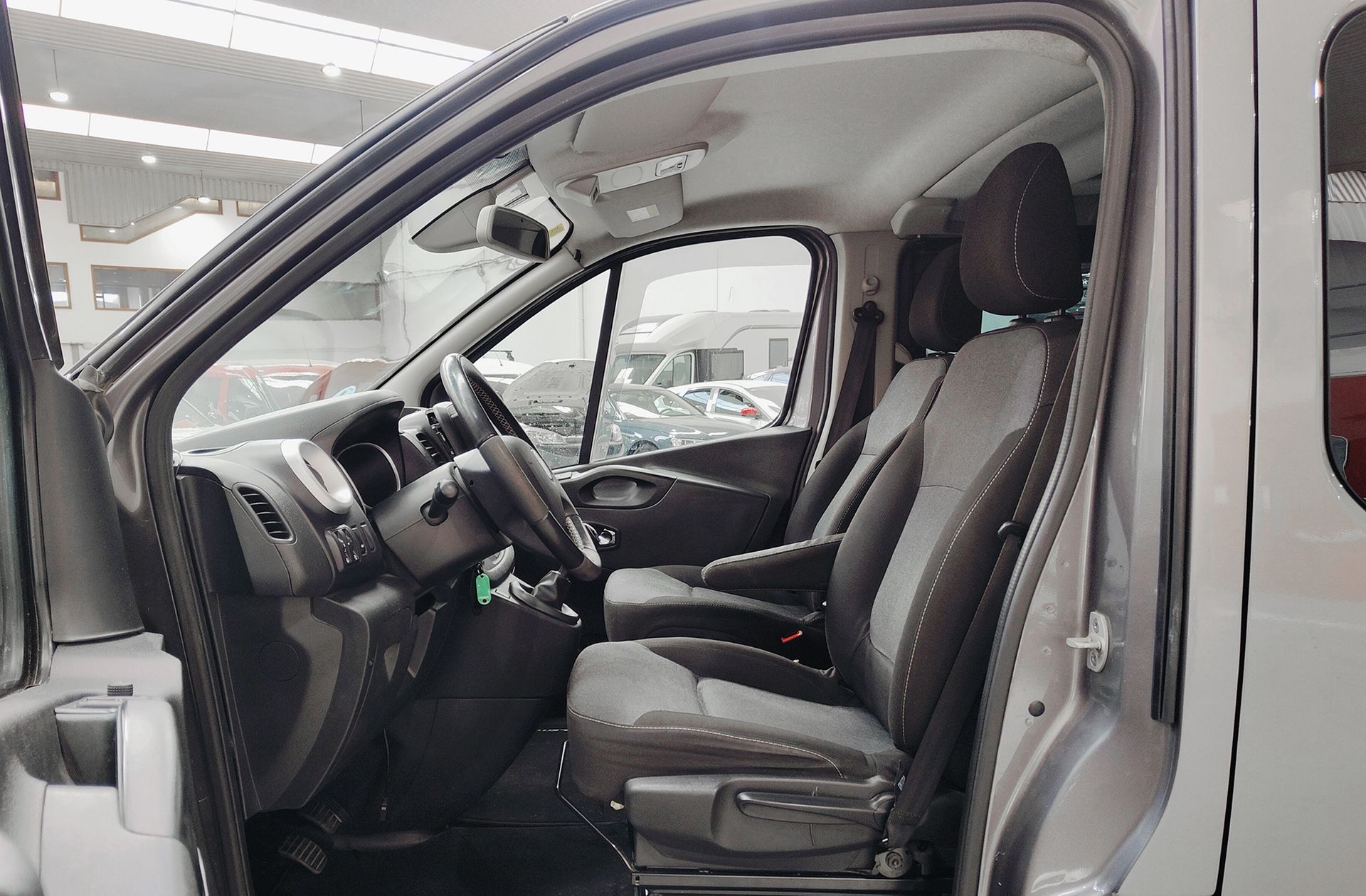Fiat Talento Combi 1.6 EcoJet SX Corto Camperizada 5 plazas - foto 14