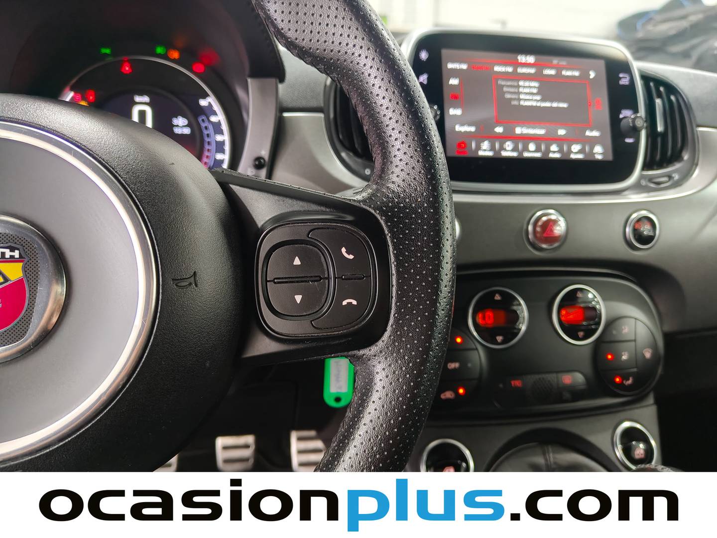 Equipamiento del Abarth 500 Abarth 500 1.4 16v T-Jet 595 Pista (160 CV)