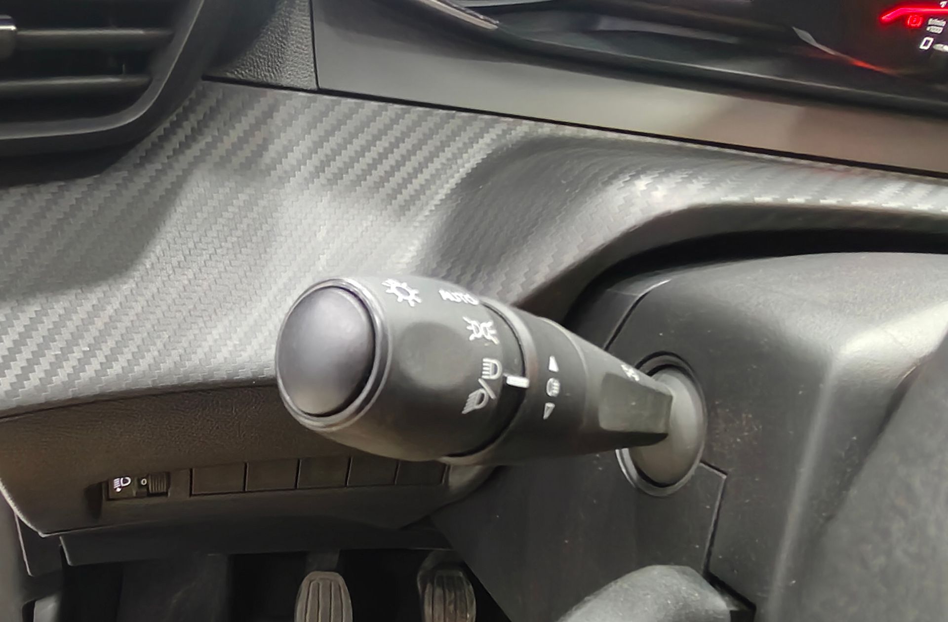 Peugeot 208 PureTech 100 Active - foto 22