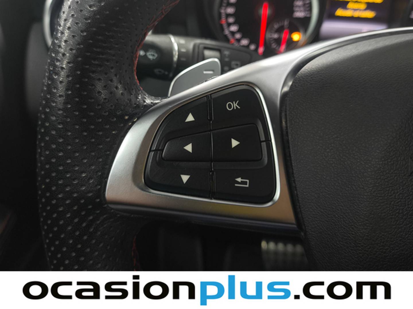 Mercedes GLA Mercedes GLA 180 (122 CV) Pack AMG al mejor precio