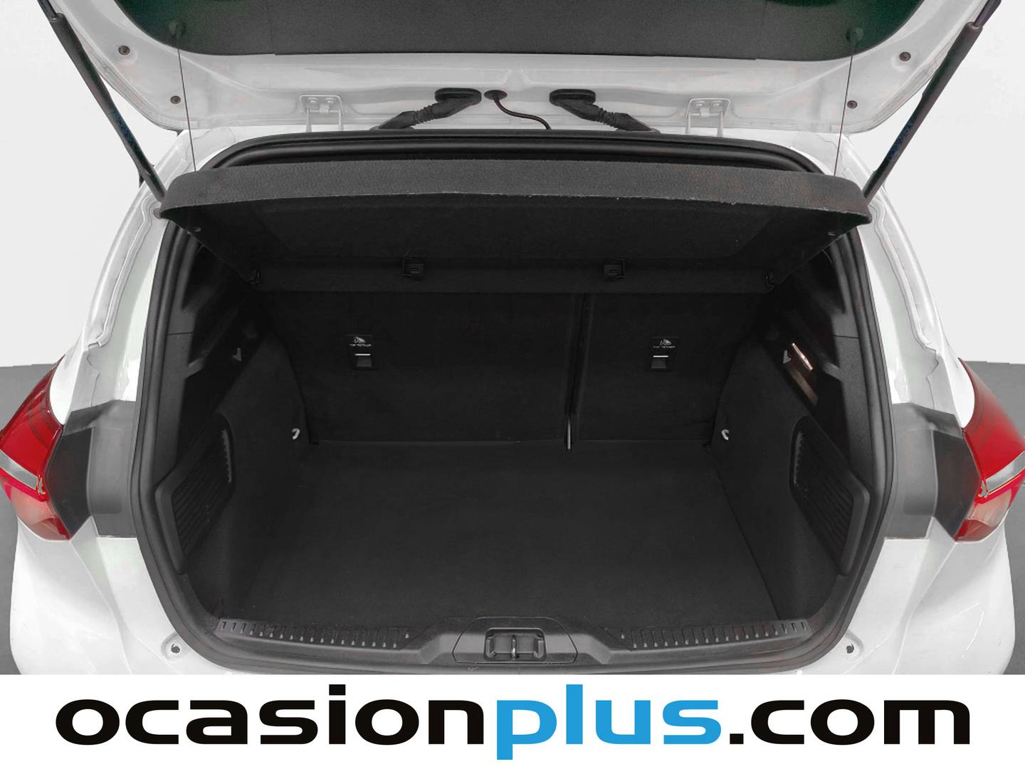 Fotos maletero Ford Focus Ford Focus 1.5 Ecoblue ST-Line (120 CV)