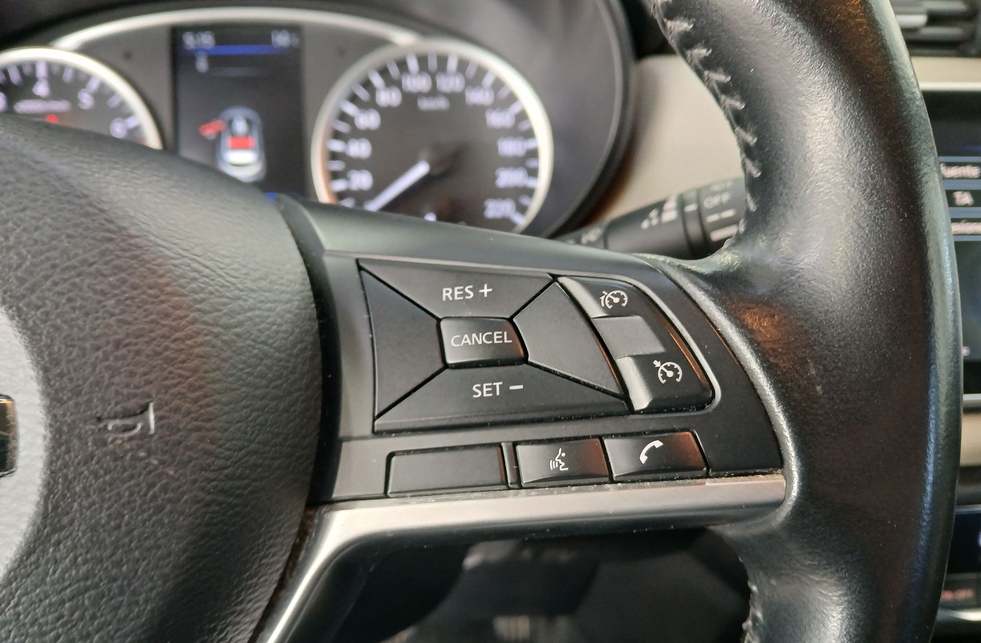 Nissan Micra IG-T N-Connecta - foto 25