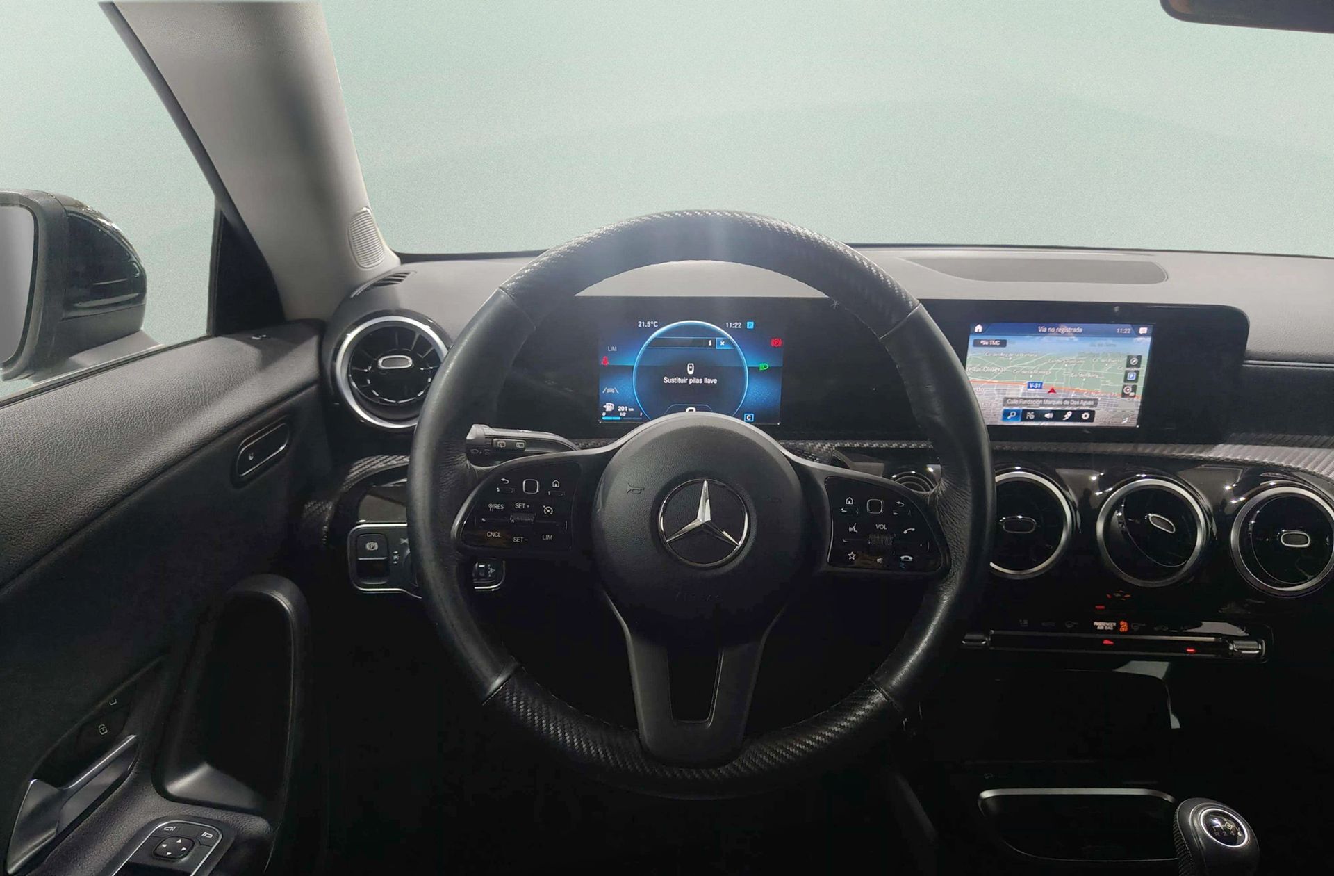 Mercedes-Benz CLA Shooting Brake 180 - foto 29