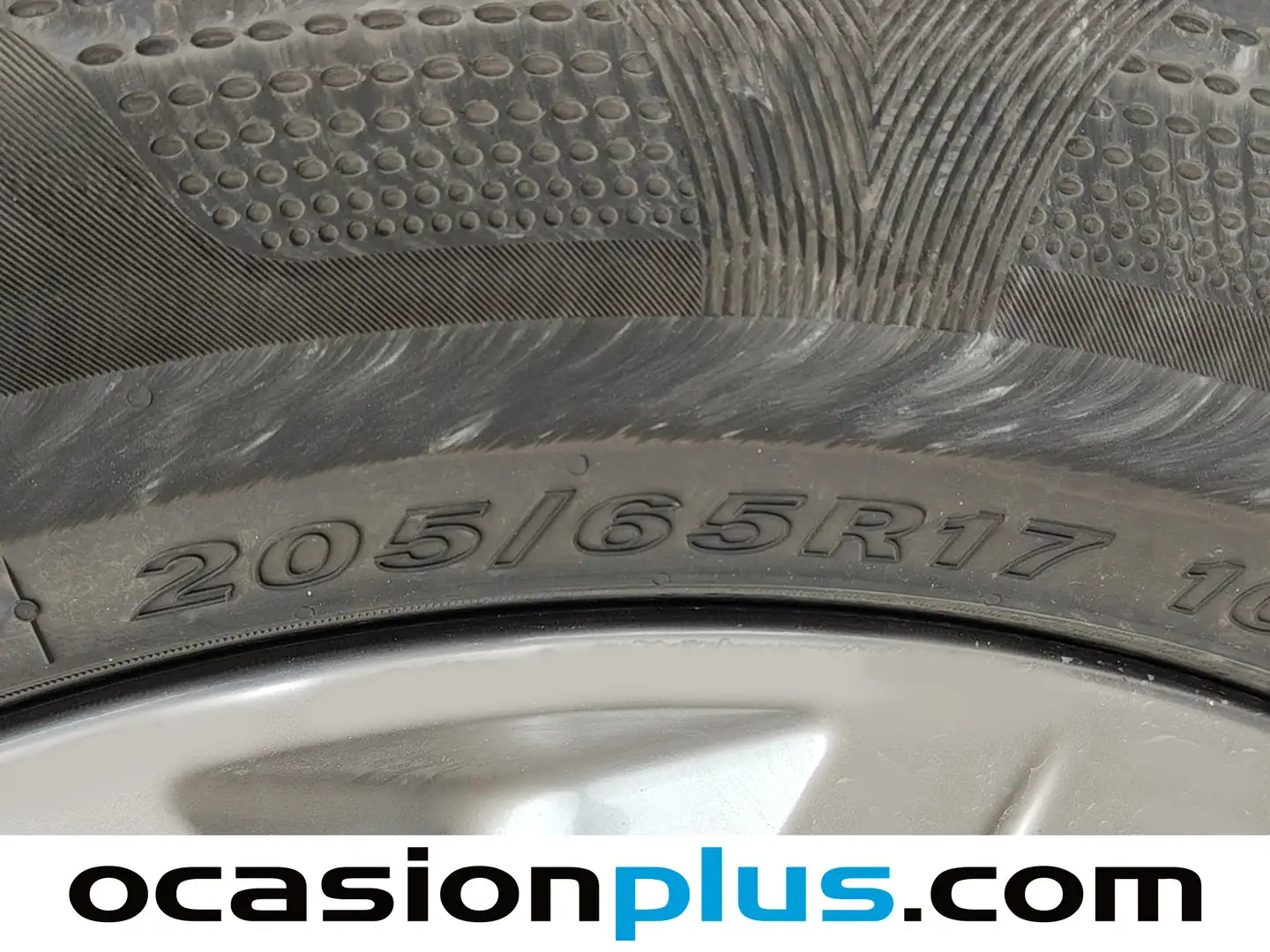 Foto BMW iX1 BMW iX1 xDrive30 (313 CV)