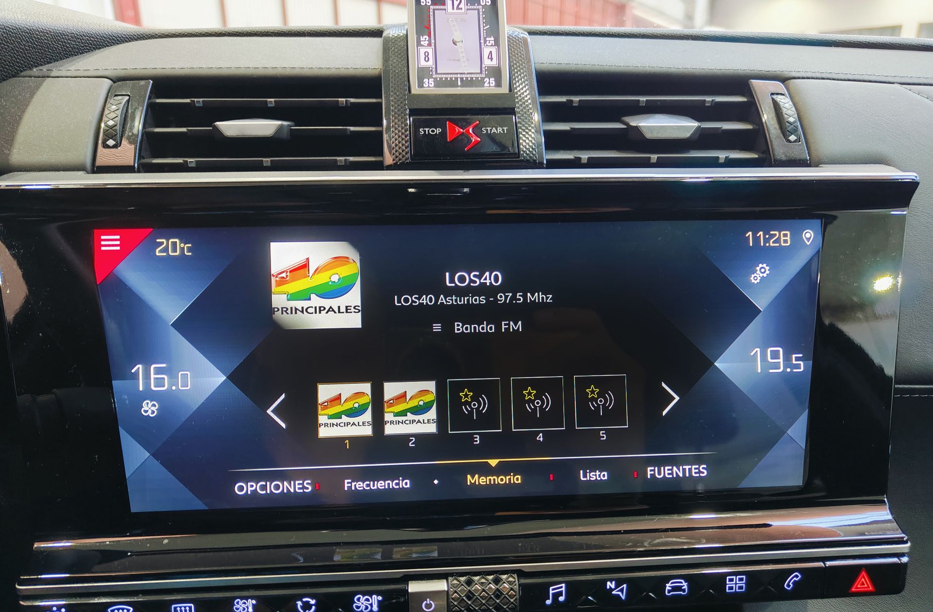 DS DS 7 Crossback BlueHDi 180 So Chic - foto 41