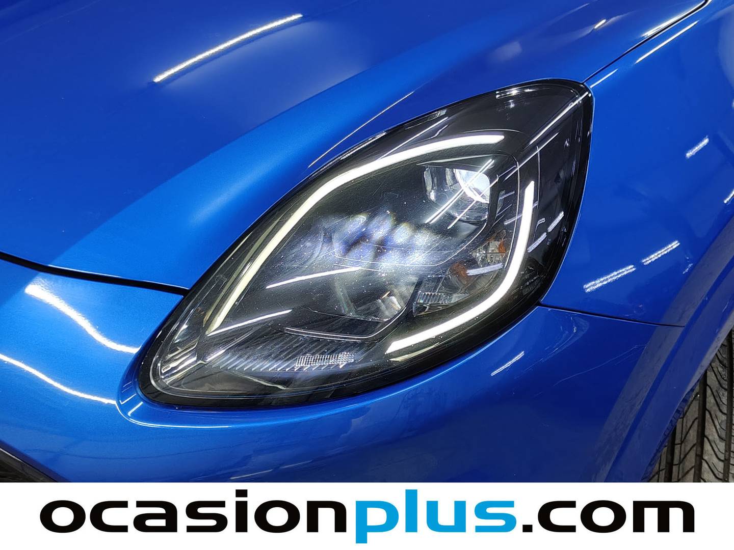 Foto Ford Puma Ford Puma 1.0 EcoBoost MHEV ST-Line X Auto (125 CV)