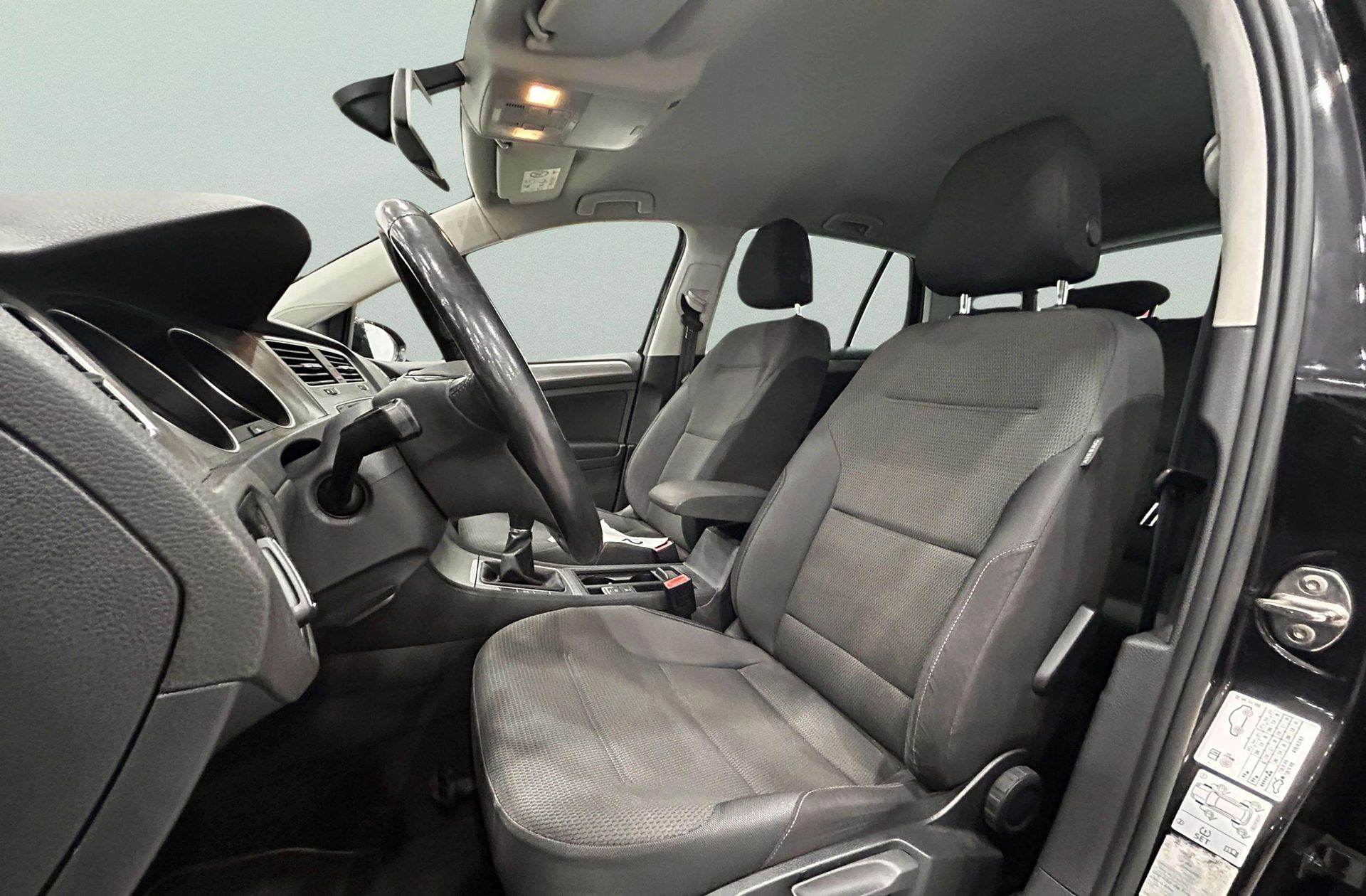 Volkswagen Golf Advance 1.6 TDI BMT - foto 9