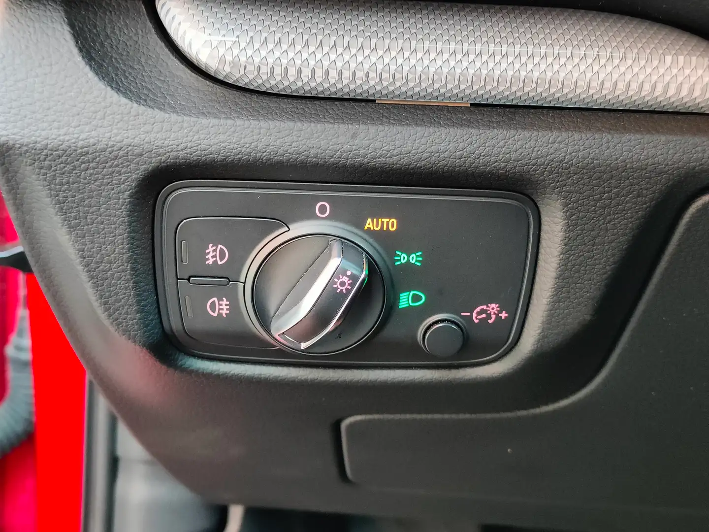 Foto Audi A3 Audi A3 Sportback Advanced 1.6 TDI clean diesel  (110 CV)