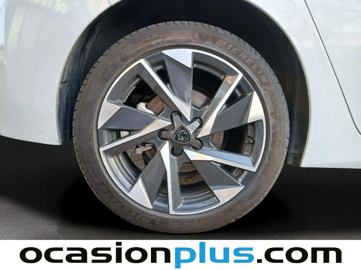 Foto Peugeot 308 Peugeot 308 Allure Hybrid eDCS6 (145 CV)