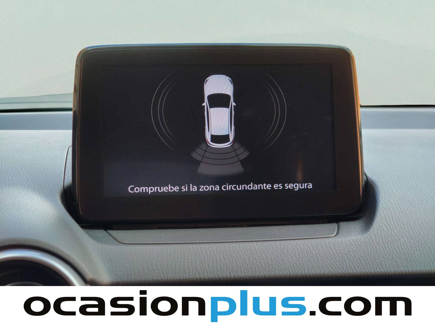 Extras y acabados del Mazda CX-3 Mazda CX-3 2.0 G Evolution 2WD (121 CV)