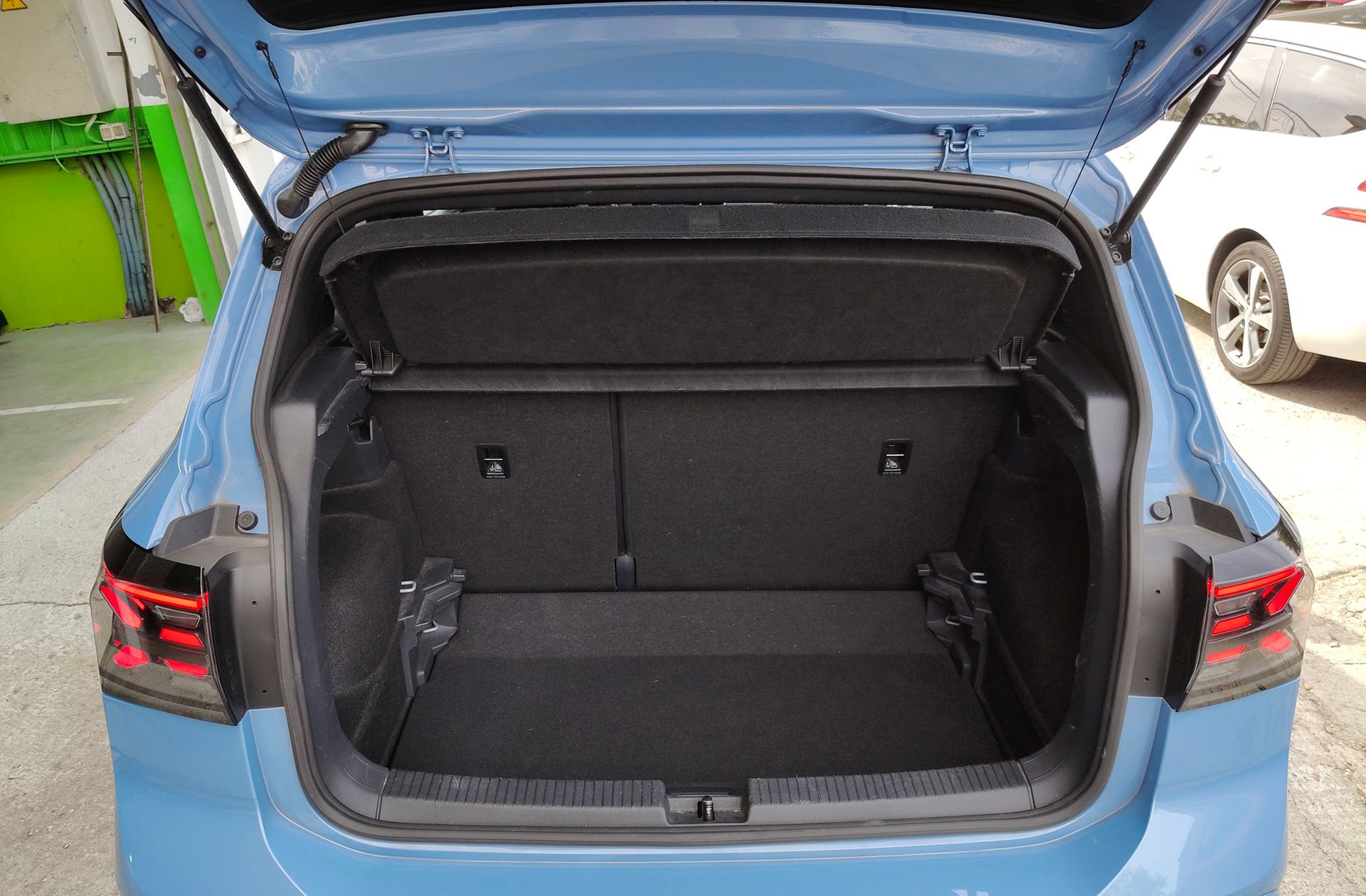 Volkswagen T-Cross R-Line 1.5 TSI DSG - foto 16