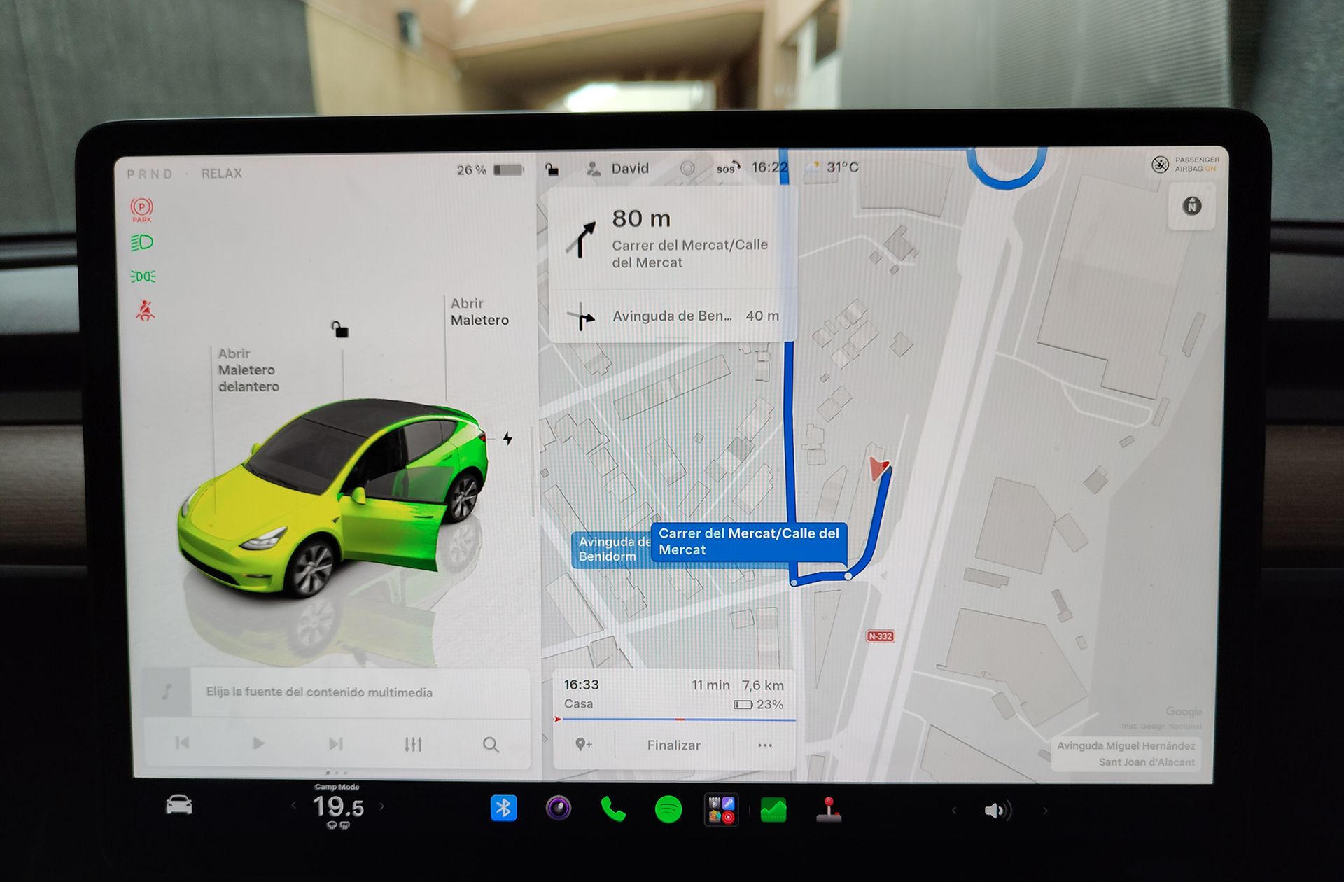 Tesla Model Y Gran Autonomía 4WD - foto 11