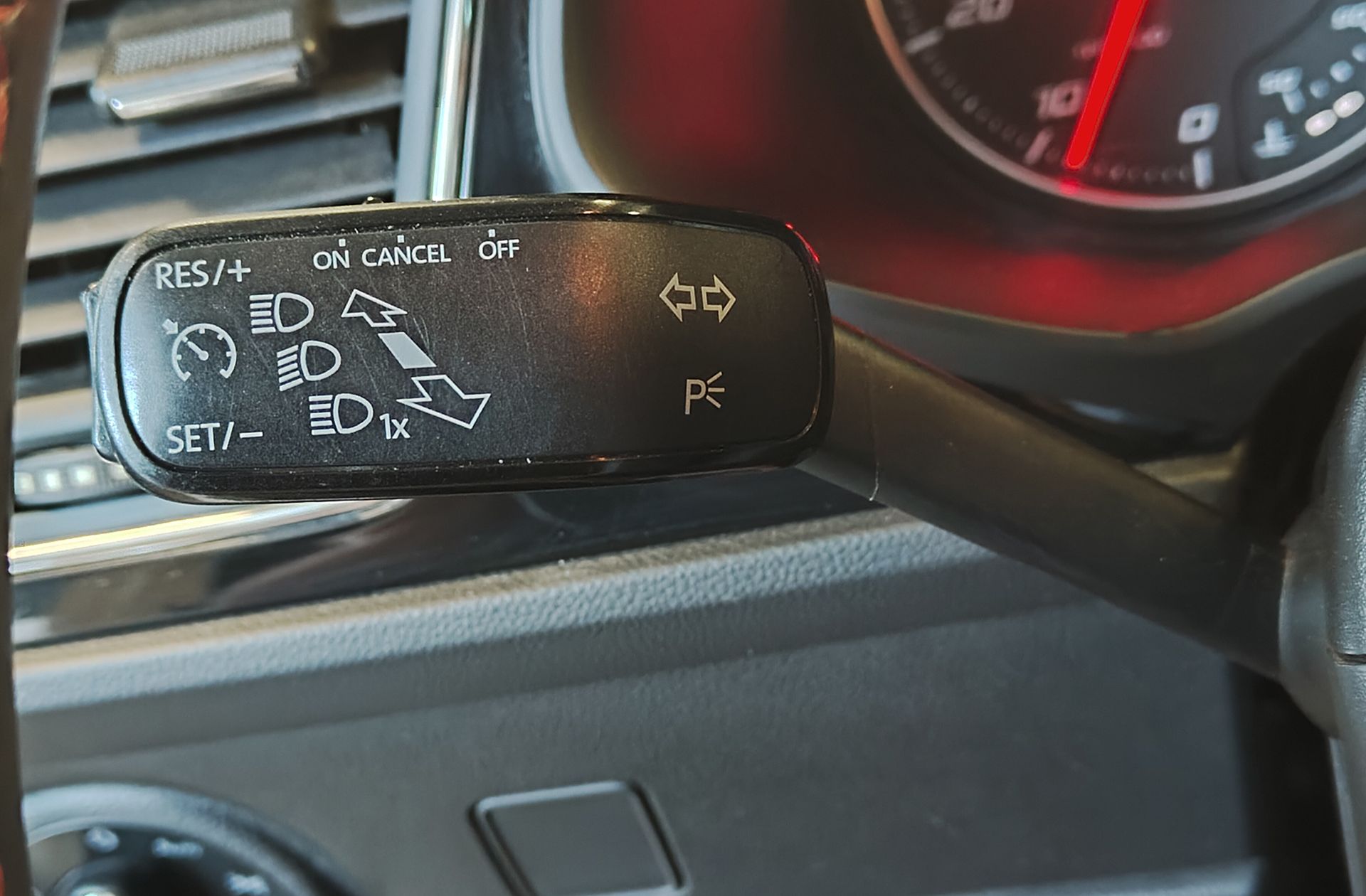 SEAT León 1.4 TSI FR Plus - foto 24