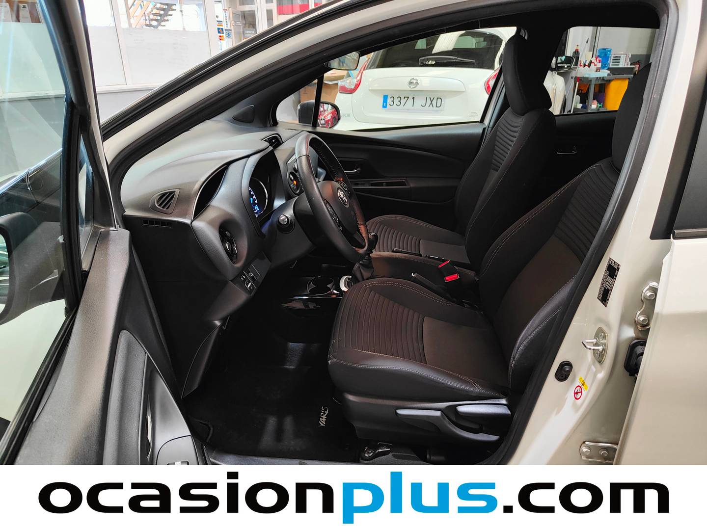 Foto asientos delanteros Toyota Yaris Toyota Yaris 1.5 Feel (111 CV)