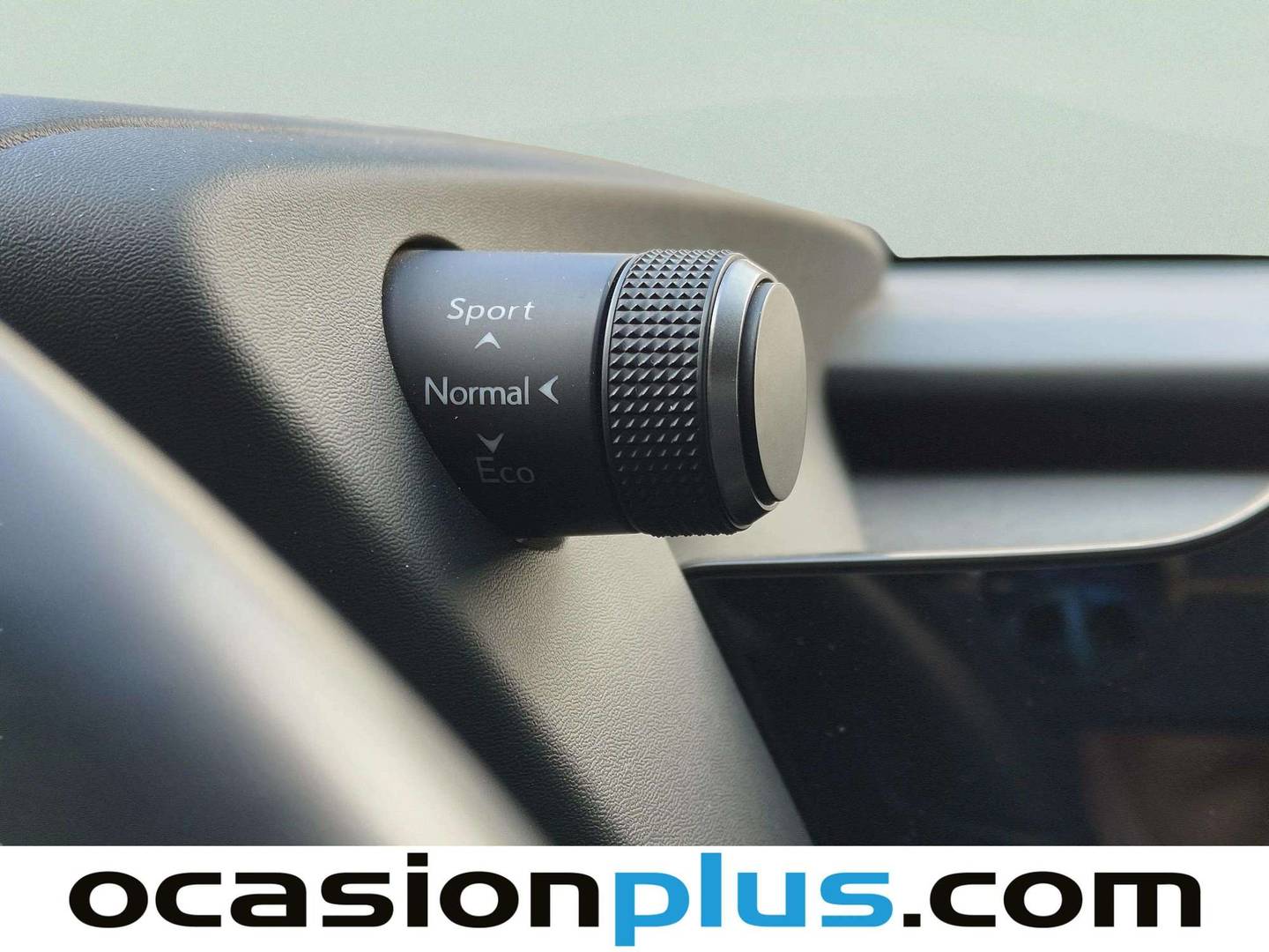 Lexus UX Lexus UX 250h Business 2WD (184 CV) seminuevo