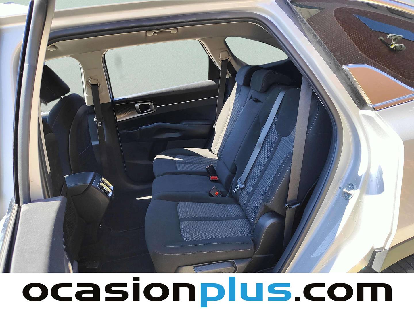 Fotos maletero KIA Sorento KIA Sorento 1.6 T-GDi HEV Drive 4x2 (230 CV) 7 Pazas