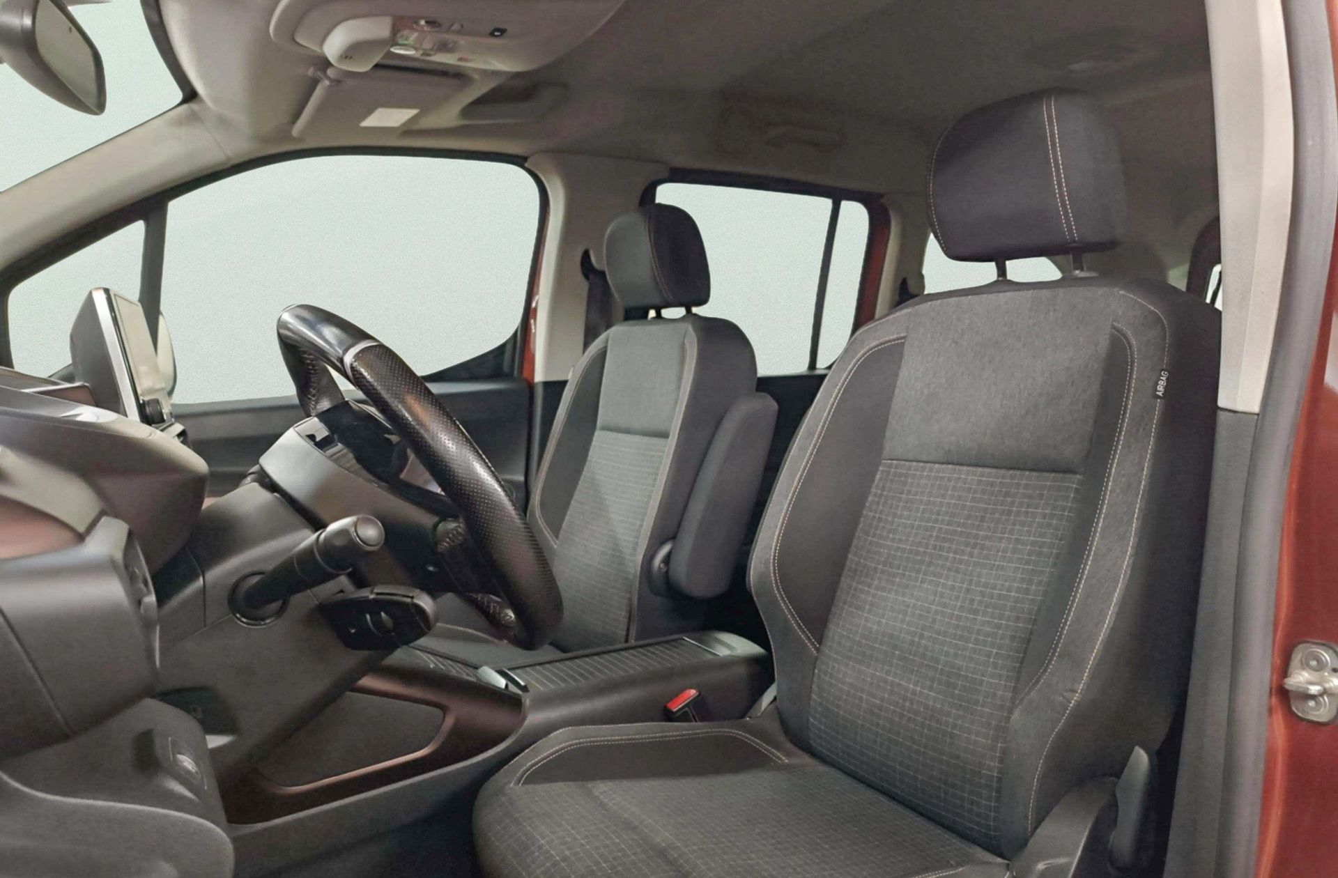 Peugeot Rifter BlueHDi 130 GT Line Long - foto 12