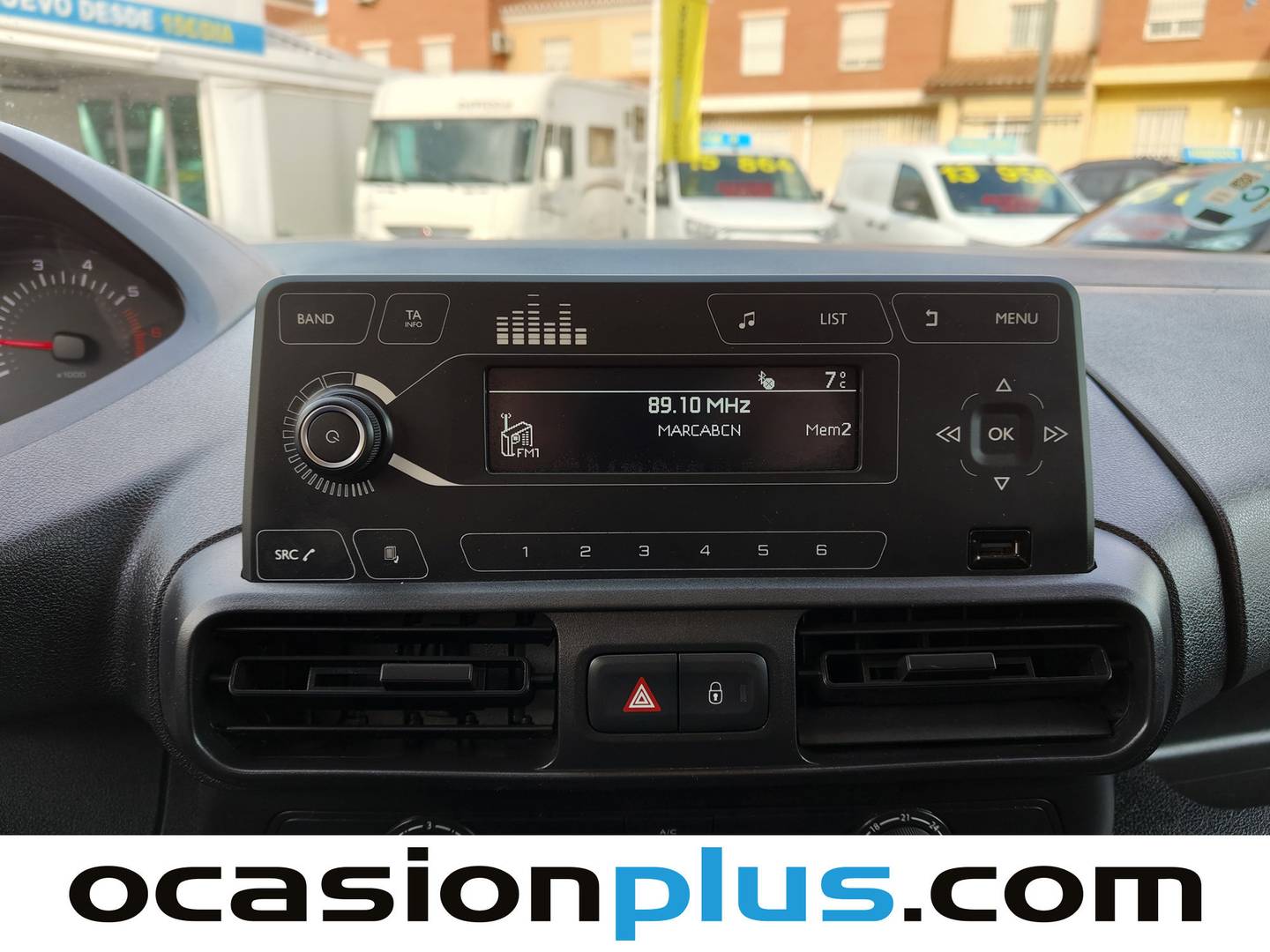 Foto Peugeot Partner Peugeot Partner BlueHDi 100 S&S Pro Standard 600kg (98 CV)