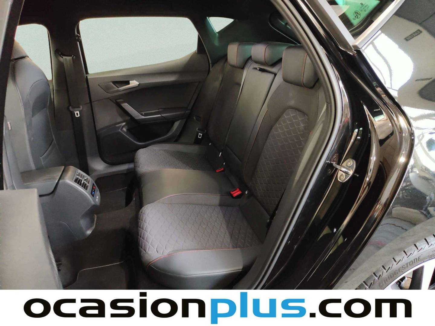 Foto asientos traseros Seat León Seat León 1.5 TSI S&S FR Go L (150 CV)