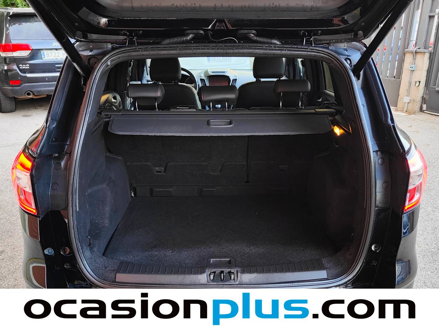 Fotos maletero Ford Kuga Ford Kuga 1.5 EcoBoost ST-Line Limited Edition 4x2 (150 CV)