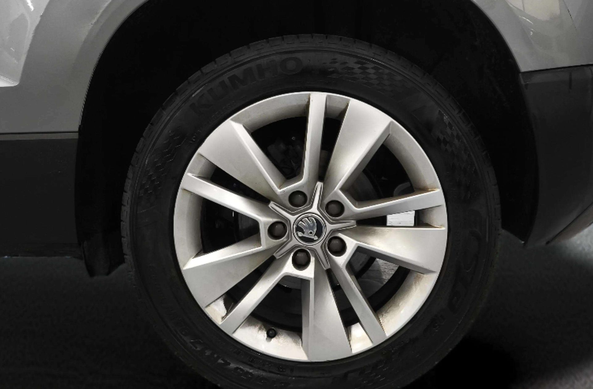 Škoda Karoq 1.6 TDI Ambition - foto 38