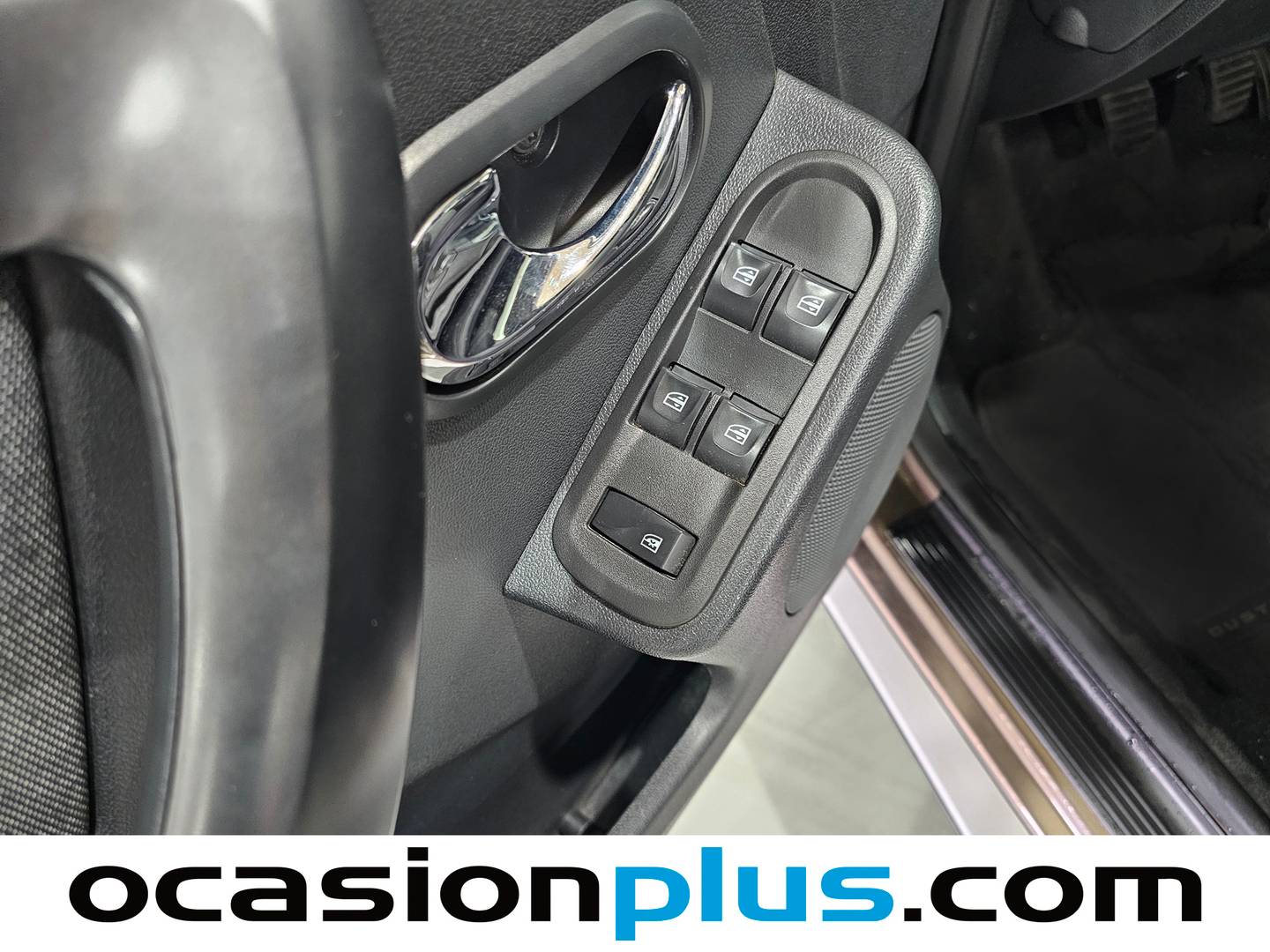 Foto Dacia Duster Dacia Duster dCi 110 SL Blackshadow 4x2 EU6 (109 CV)