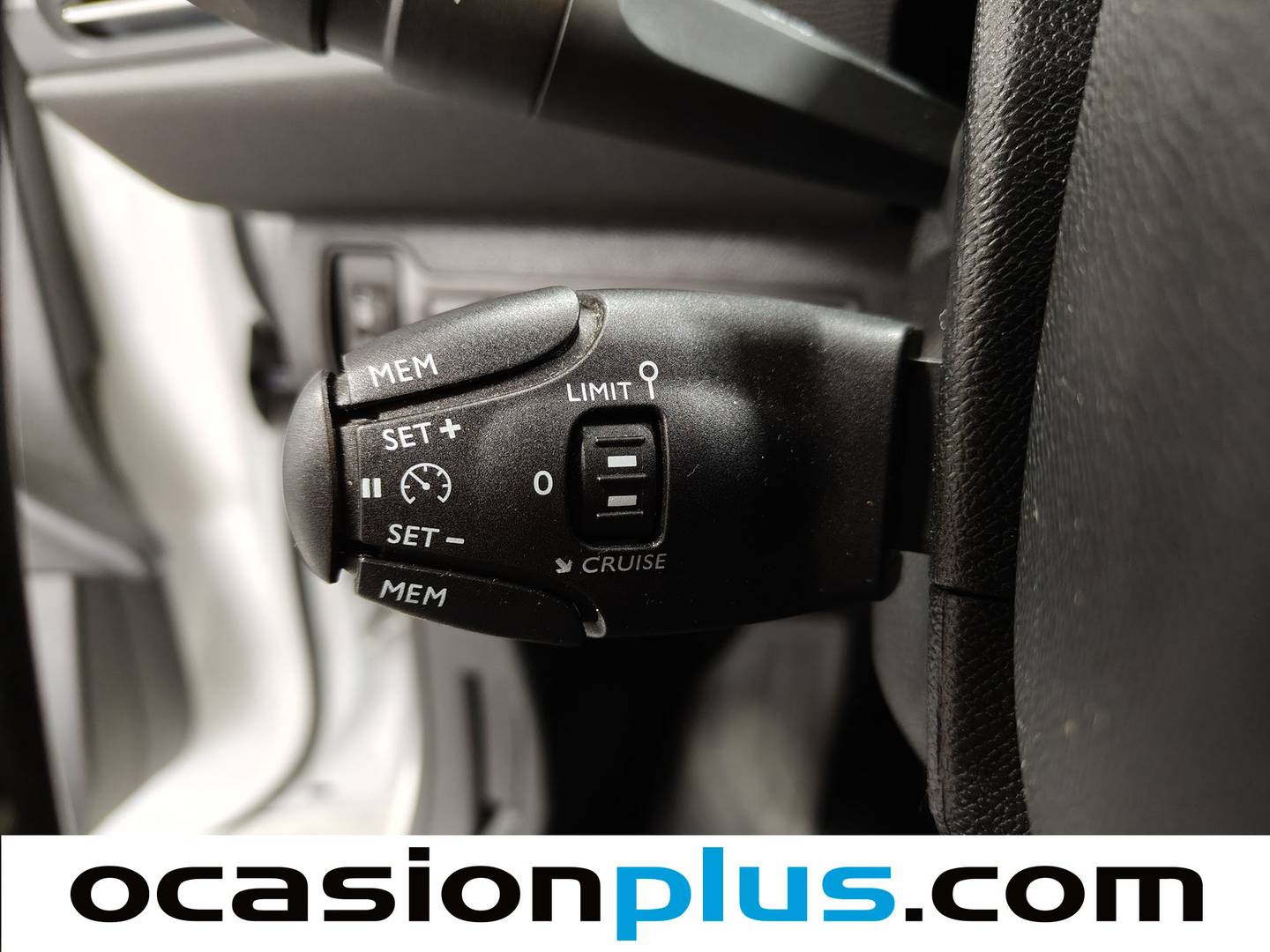 Foto Peugeot 308 Peugeot 308 BlueHDi 100 S&S Style (100 CV)